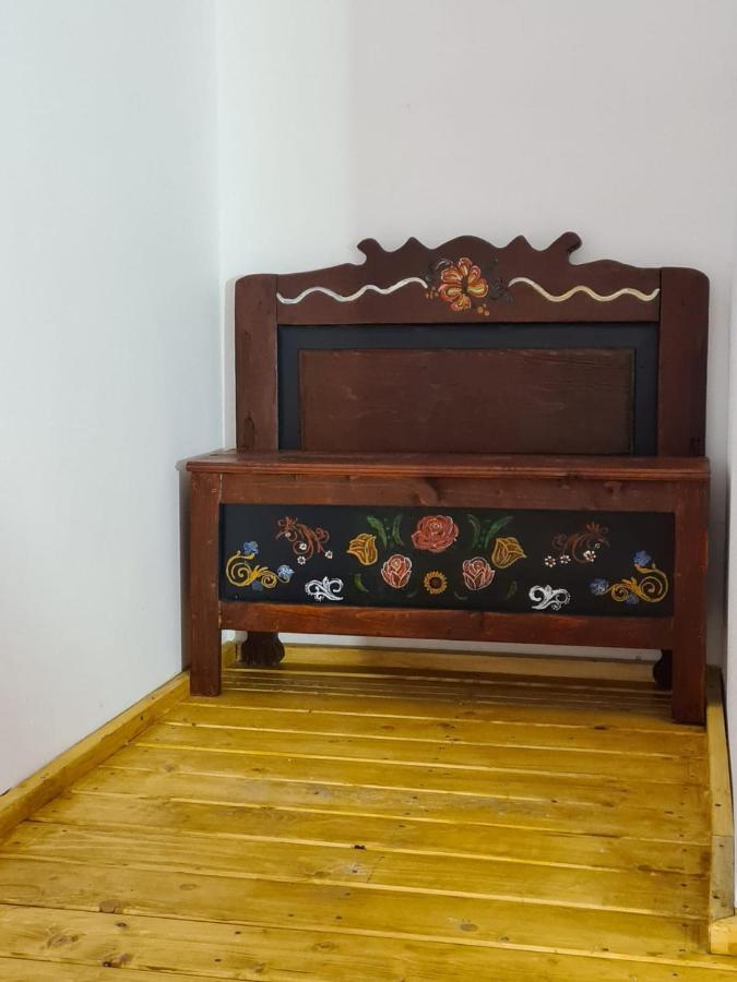 Willa Tiny House Floare De Colt Moeciu De Sus Zewnętrze zdjęcie